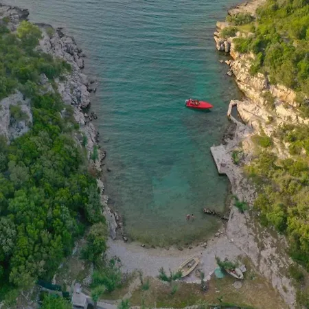 Irena - Secluded Paradise; Holiday home Pucisca