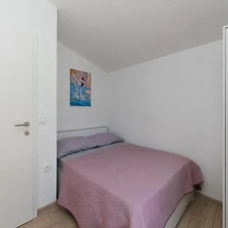 Vikendica House Irena *