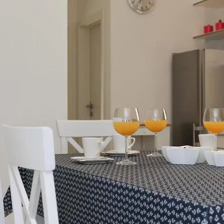 House Irena * Pucisca