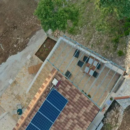 Vikendica House Irena
